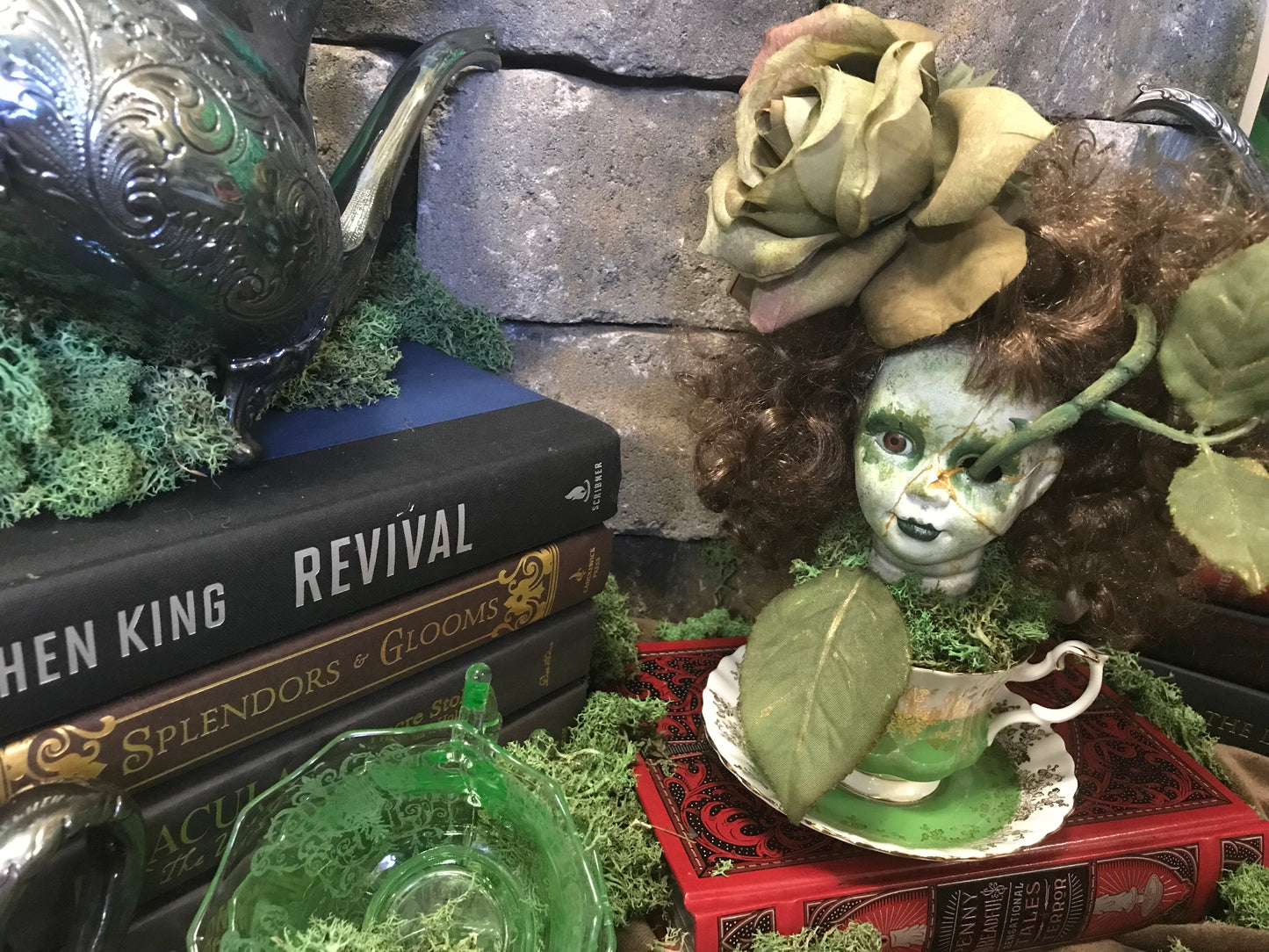 Thalia & Her Thoughts