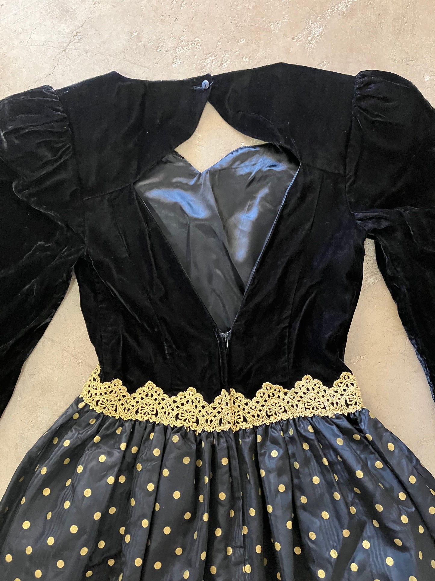 Polka Dots & Puff Sleeves Scott McClintock Party Dress