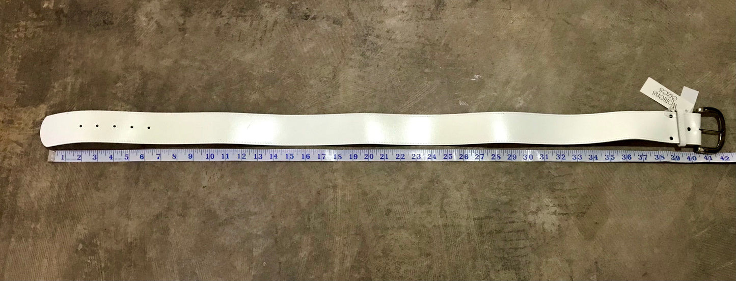 White Vintage Jordache Belt