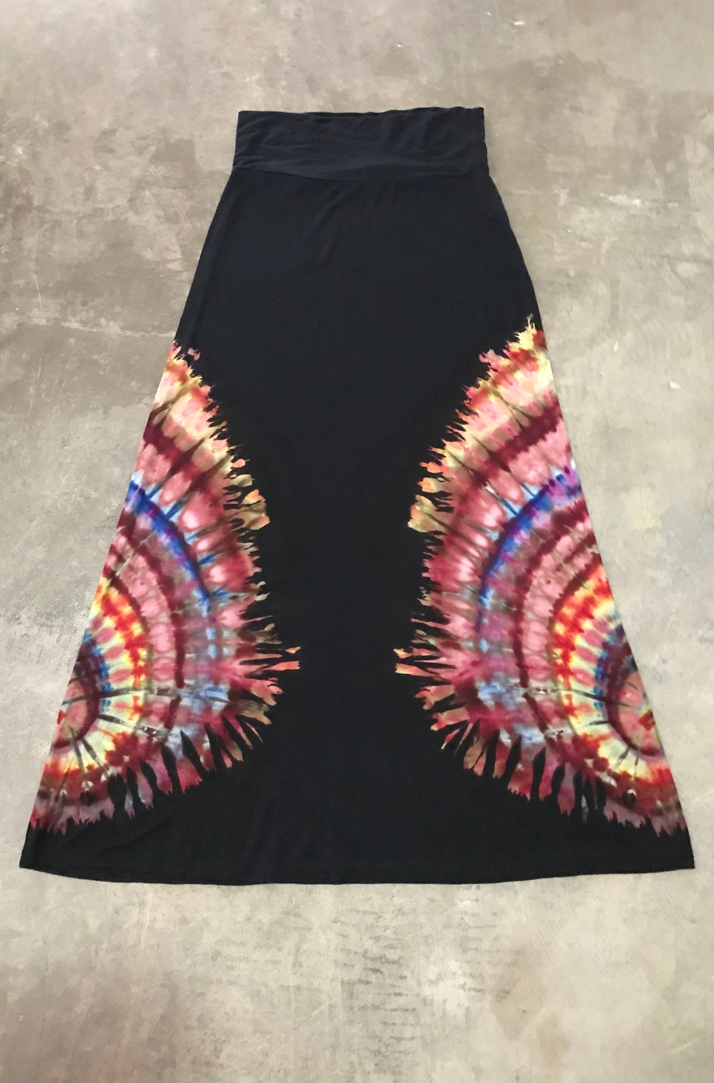 Tear Drop Spiral Maxi Skirt