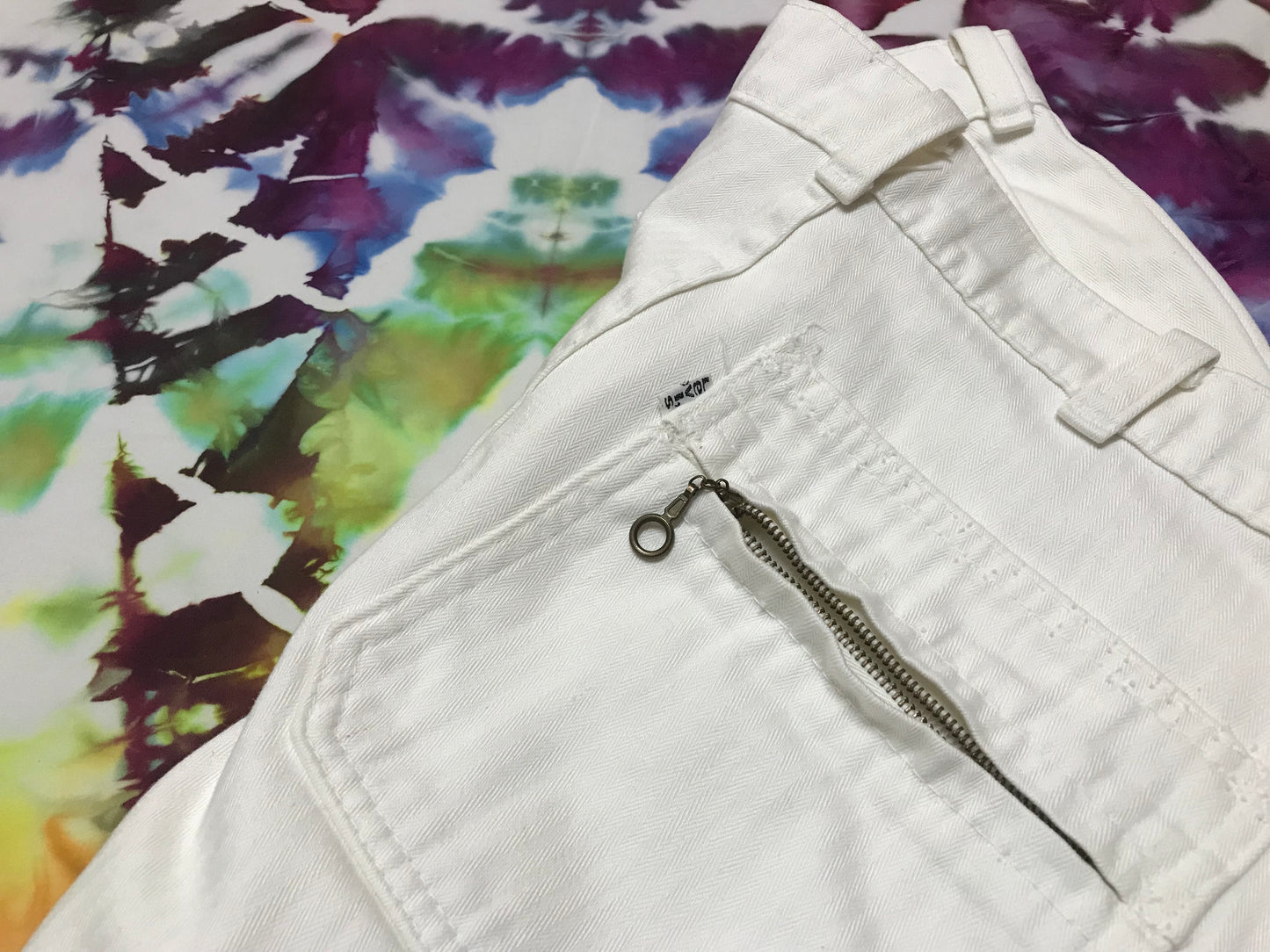 70's White Tab Ladies Levi Flares