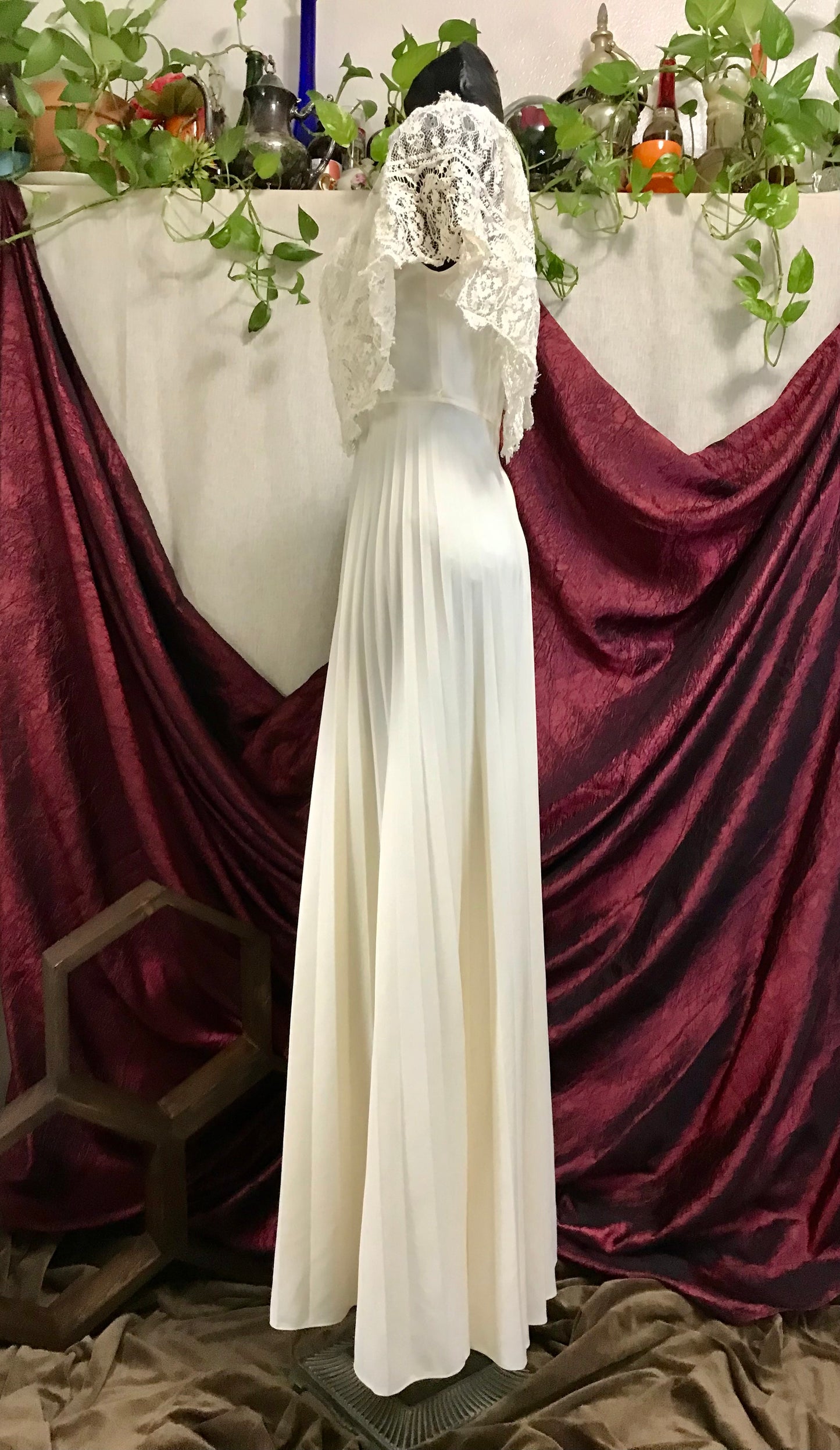 70's Cream Lace Accordion Pleat Maxi