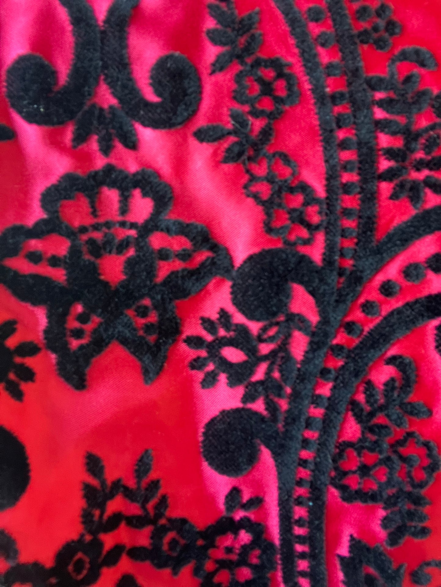 Scarlet & Velvet Scott McClintock