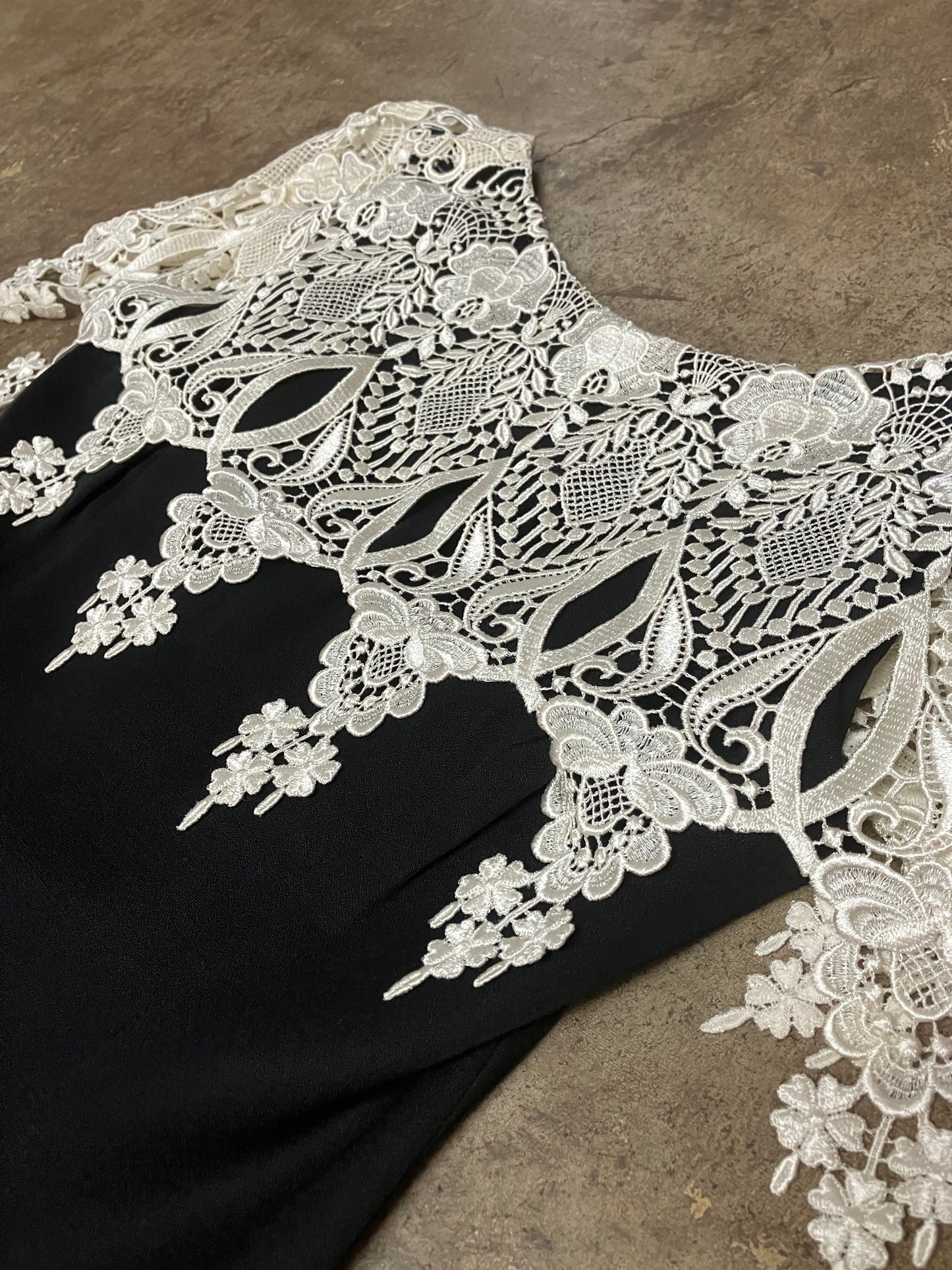 Simply Irresistible Sheath Dress by Jessica McClintock