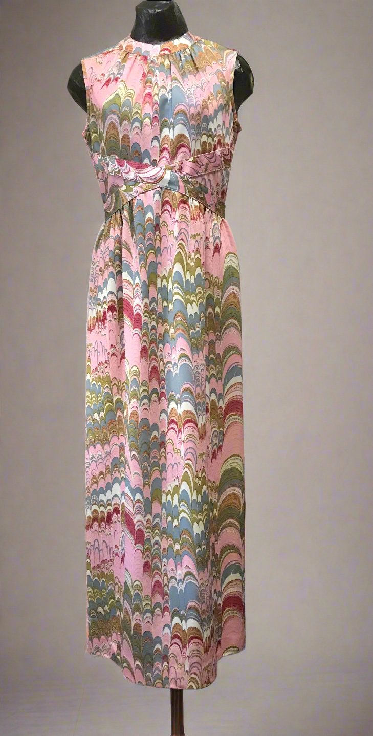 Marbled Pink Maxi Dress by Leslie Fay