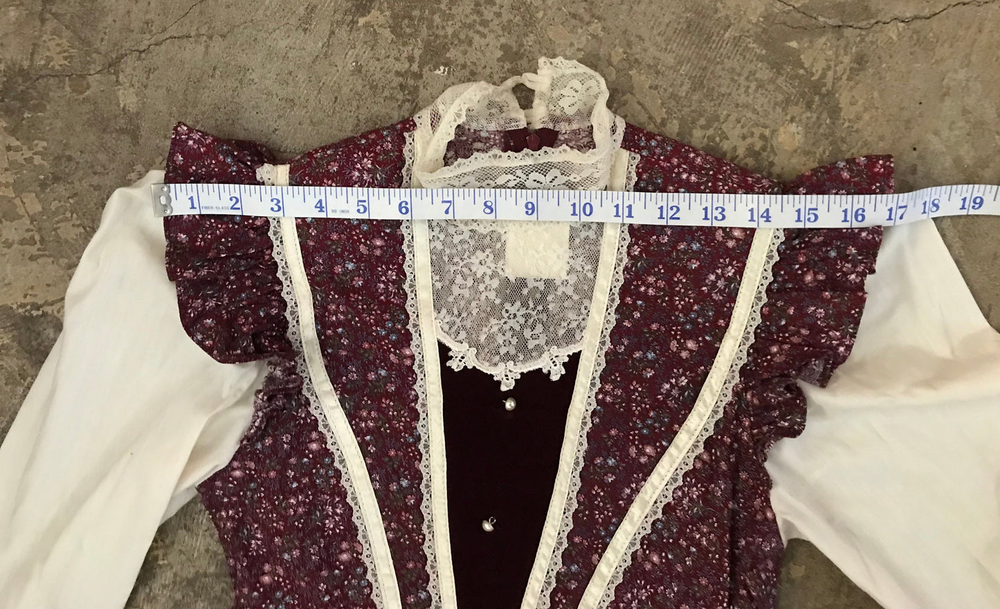 Velvet and Lace Jeune Filles 1970's Gunne Sax