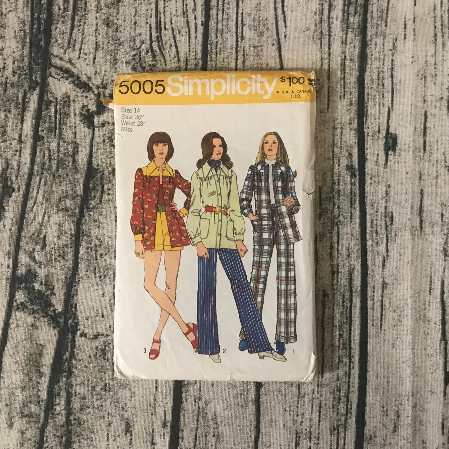 Simplicity 5005 Misses' Smock-Jacket, Pants and Shorts