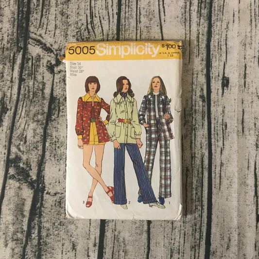 Simplicity 5005 Misses' Smock-Jacket, Pants and Shorts