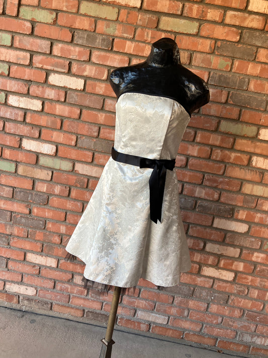 Brocade Floral Cocktail Dress by Jessica McClintock for Gunne Sax