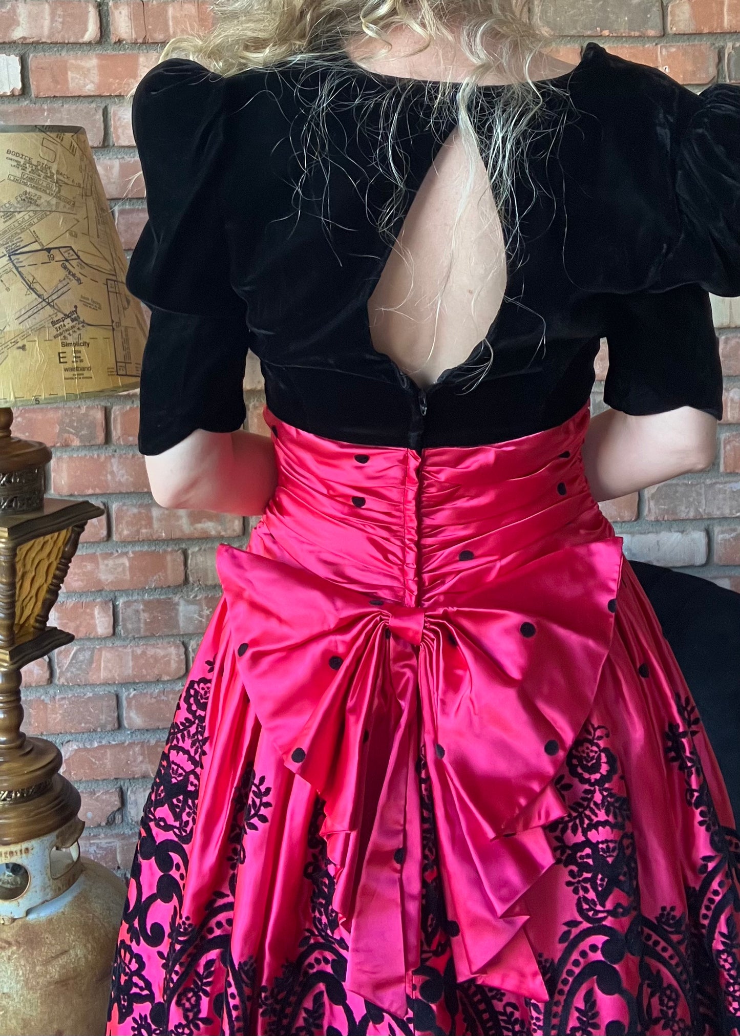 Scarlet & Velvet Scott McClintock