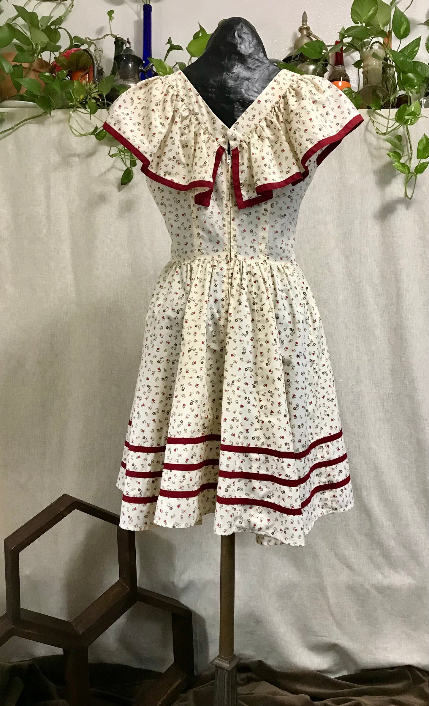 70's Prairie Swing Dress