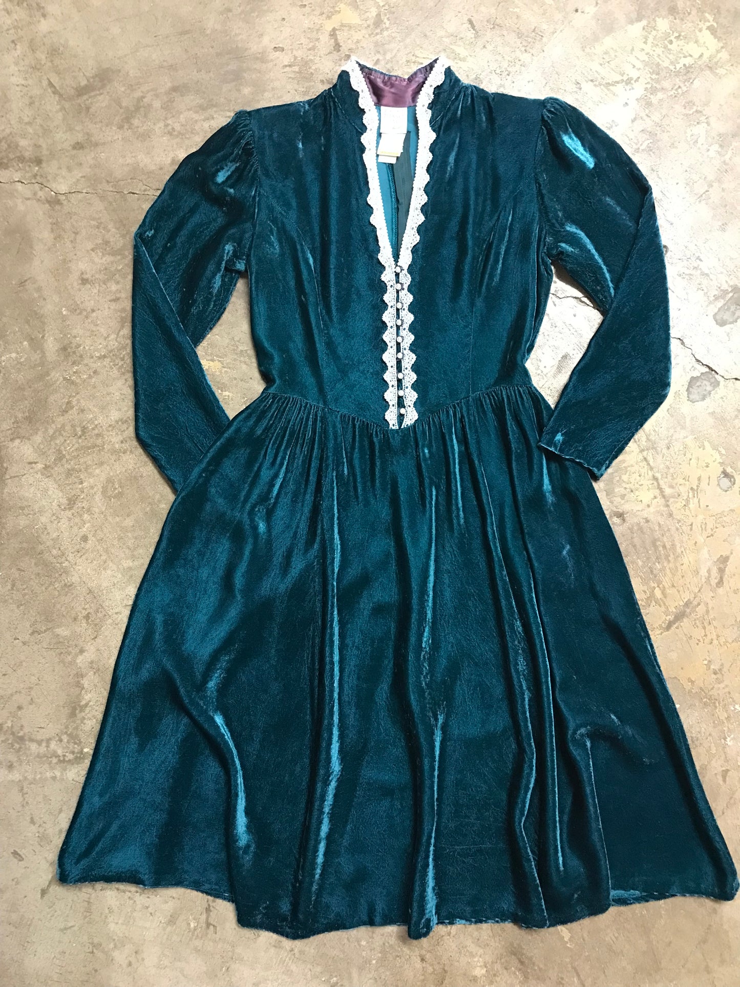 70’s Gunne Sax Victorian Style Velveteen Dress