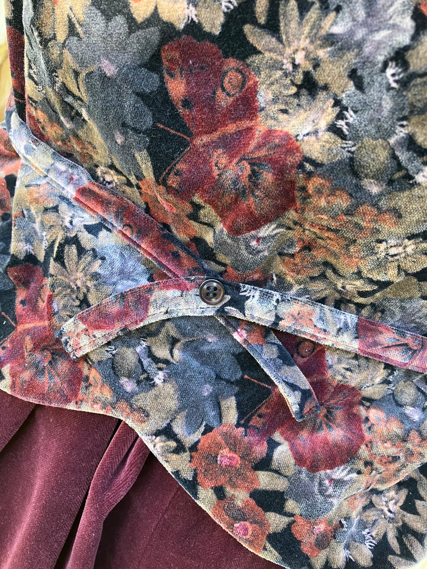 VNT Floral Velvet Vest