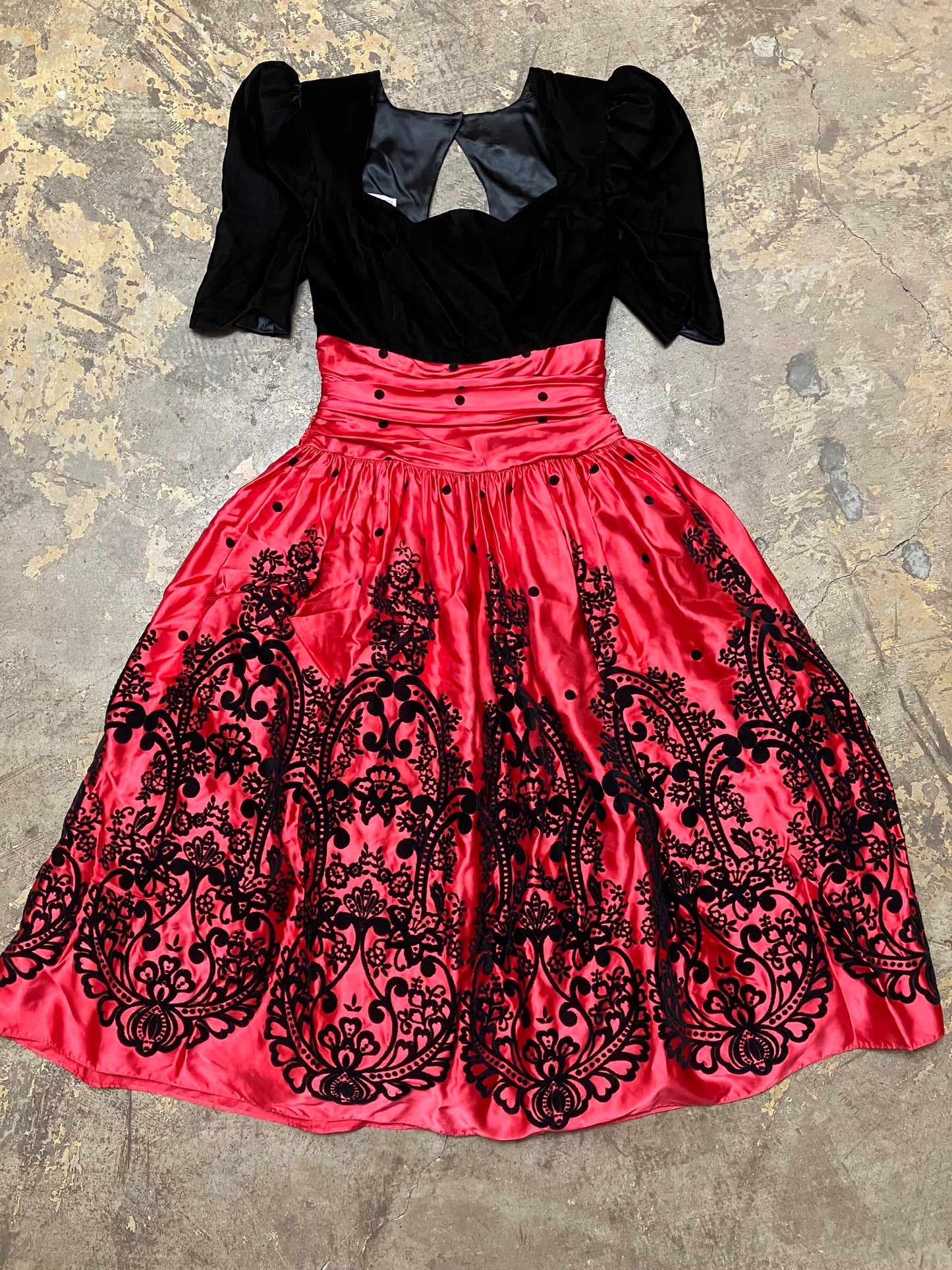 Scarlet & Velvet Scott McClintock