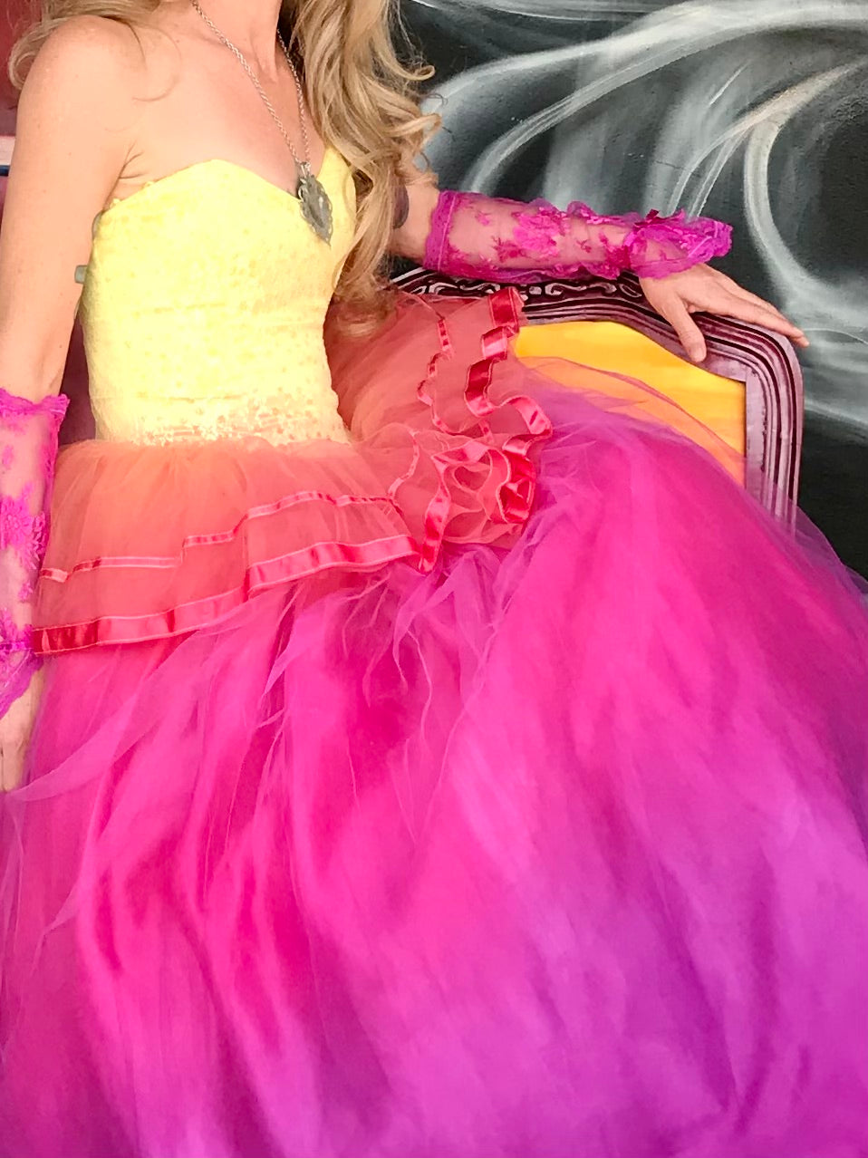 Glow Like a Goddess 80’s Gunne Sax Strapless Gown
