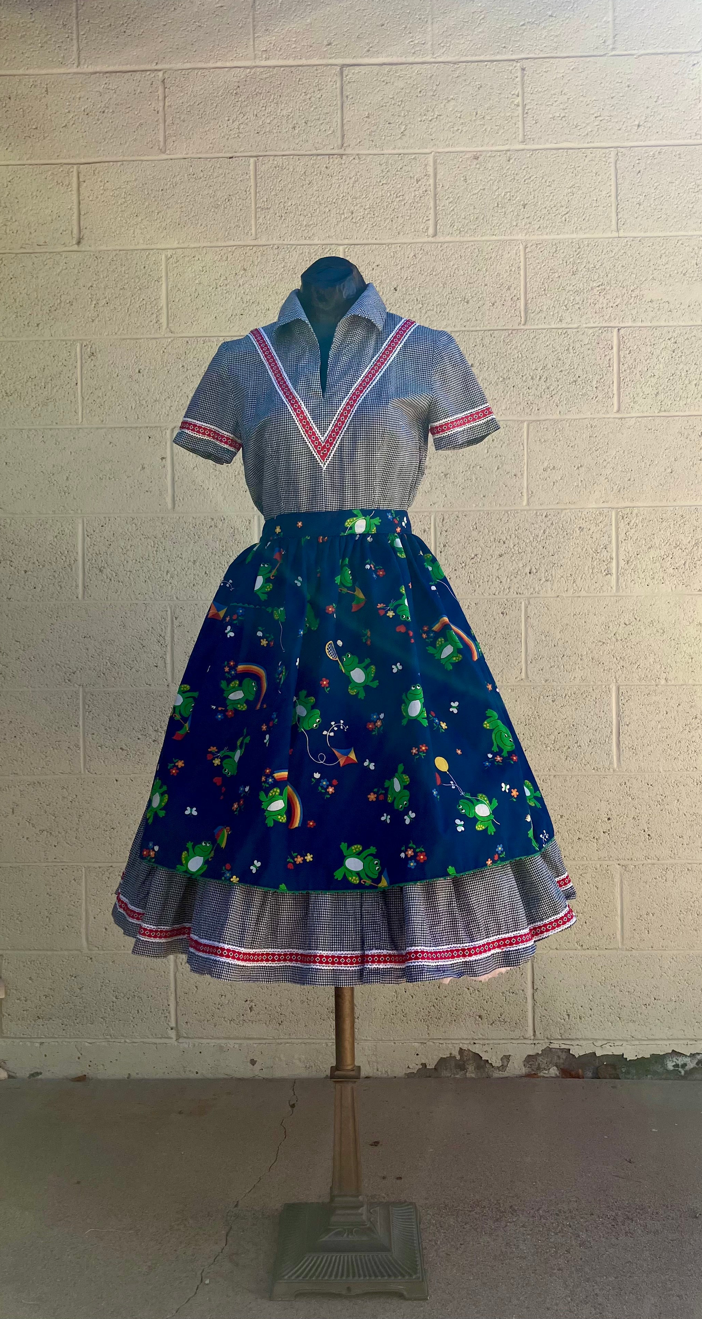 Don’t Worry Be Hoppy Apron