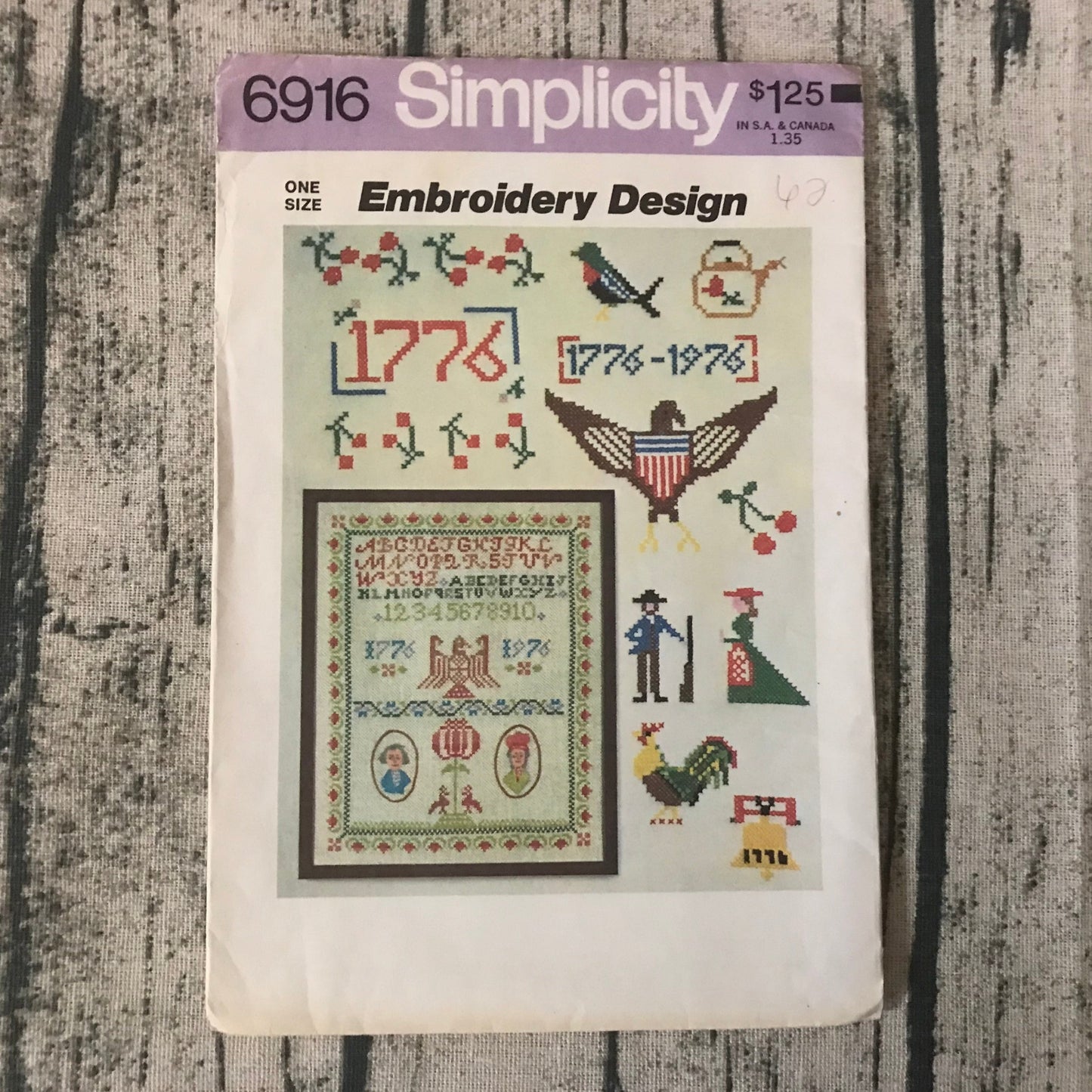 Simplicity 6916 Embroidery Design of 1776 Motif