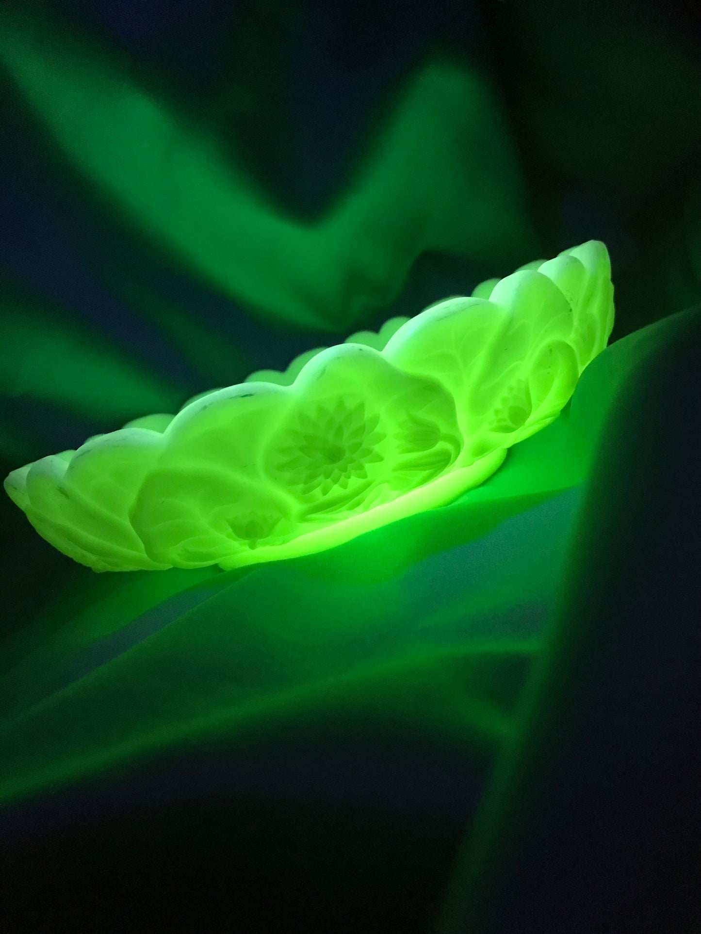 Ganja Goddess Glowing Ashtray