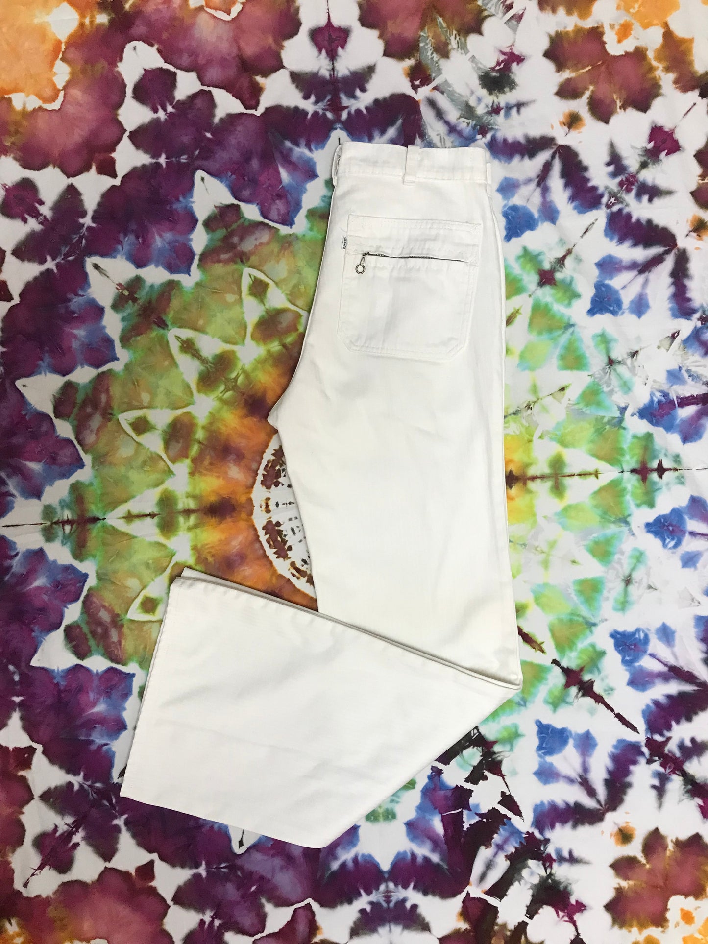 70's White Tab Ladies Levi Flares