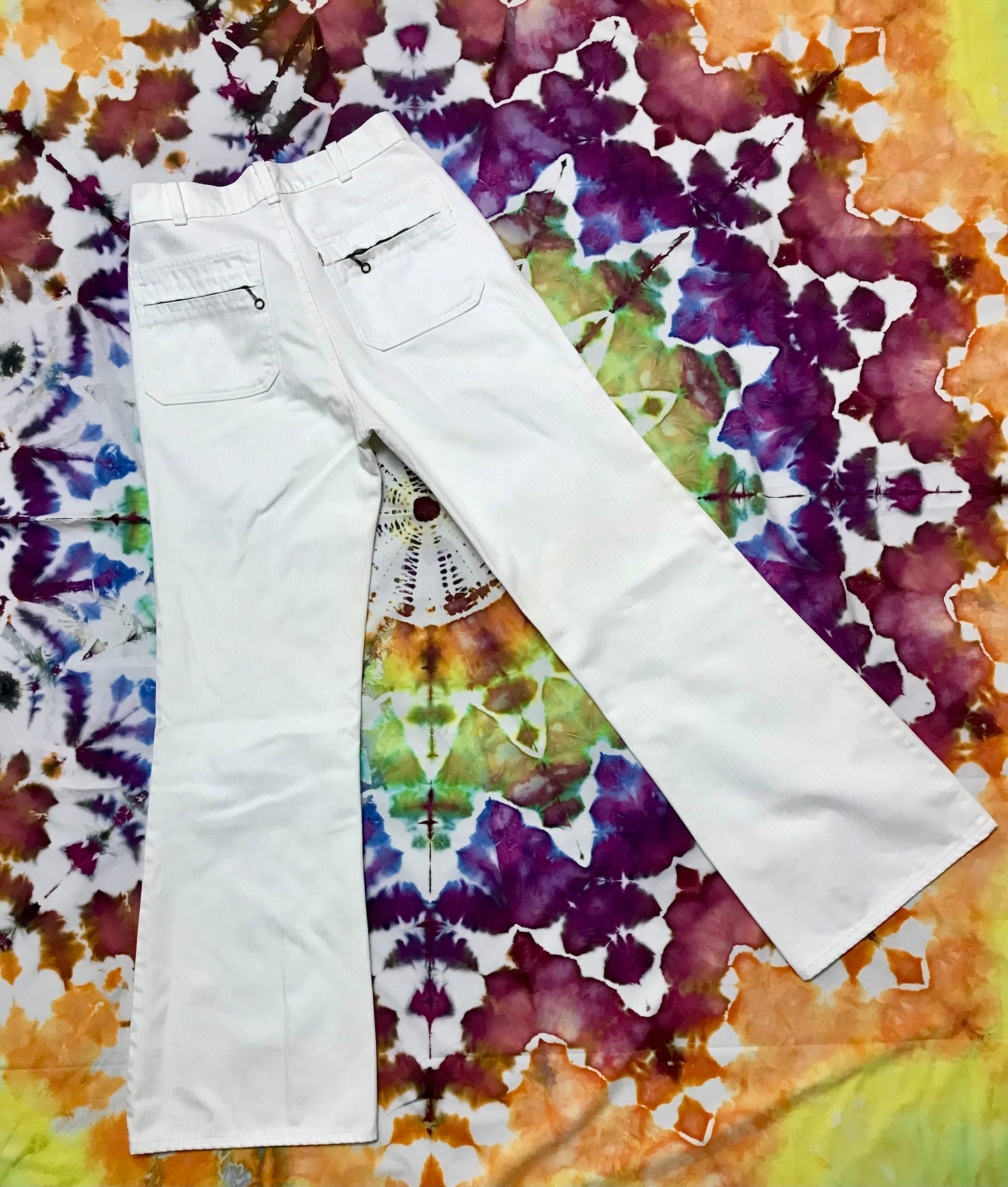 70's White Tab Ladies Levi Flares